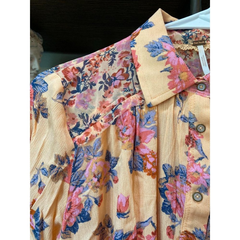 Free People Hold On To Me Floral Top NWT XS - Picture 9 of 11